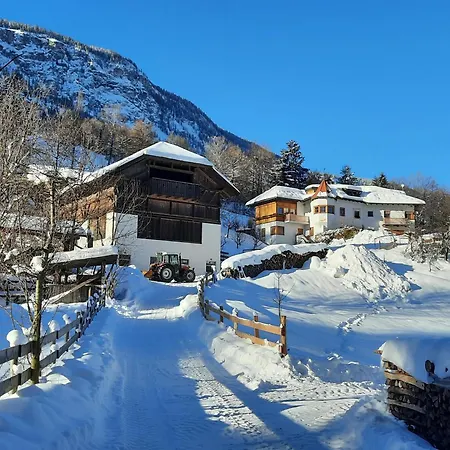مزرعة للإقامة Tinnerhof *